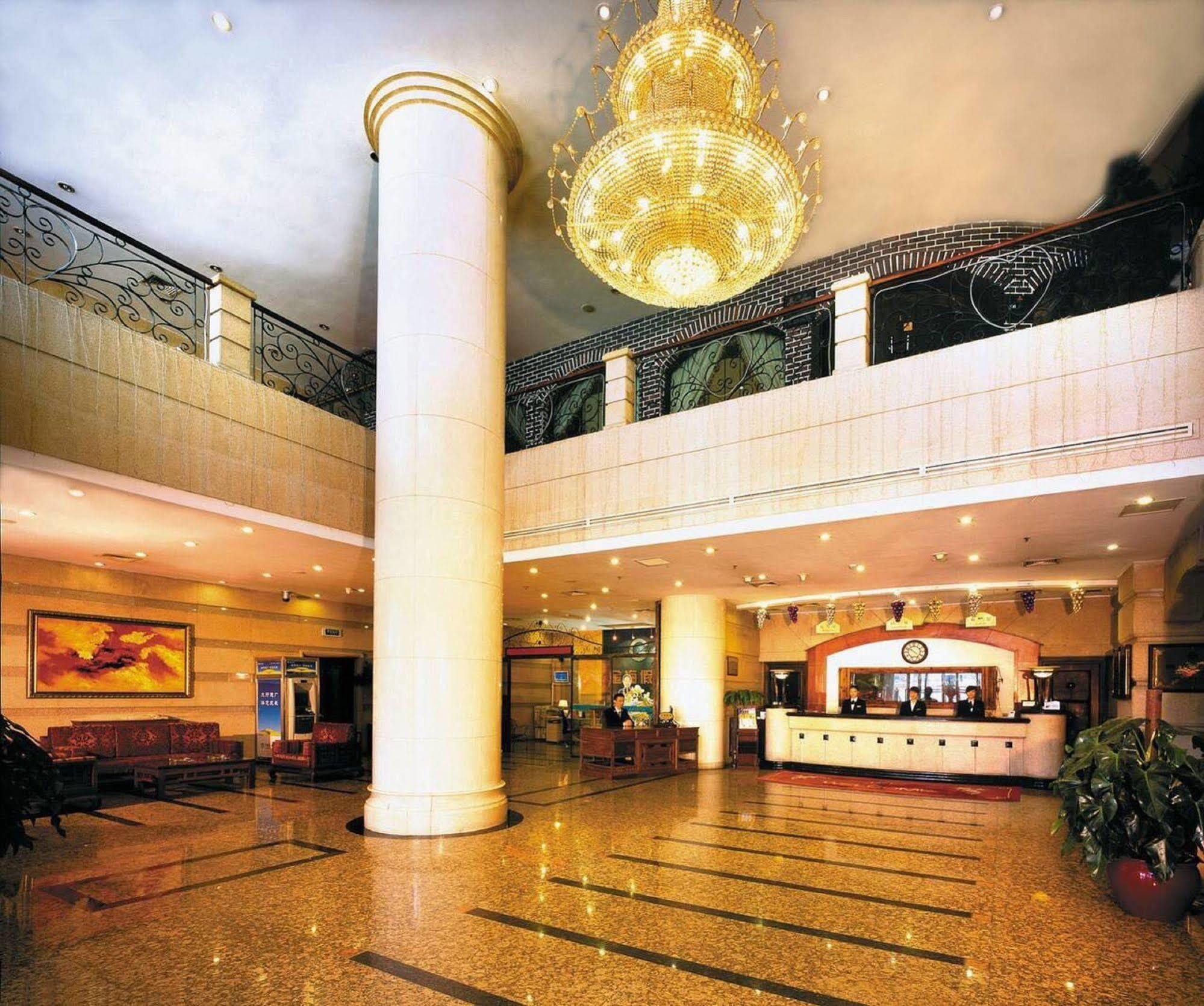 Zhongshan Hotel Dalian Esterno foto